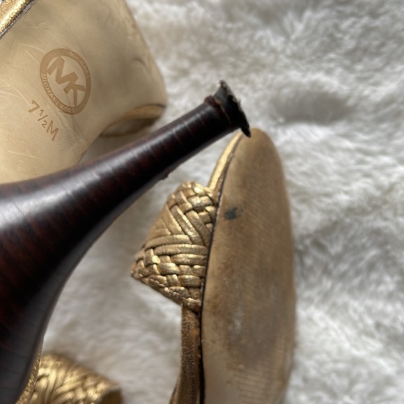 Michael Kors woven strappy heels - Picture 6 of 8